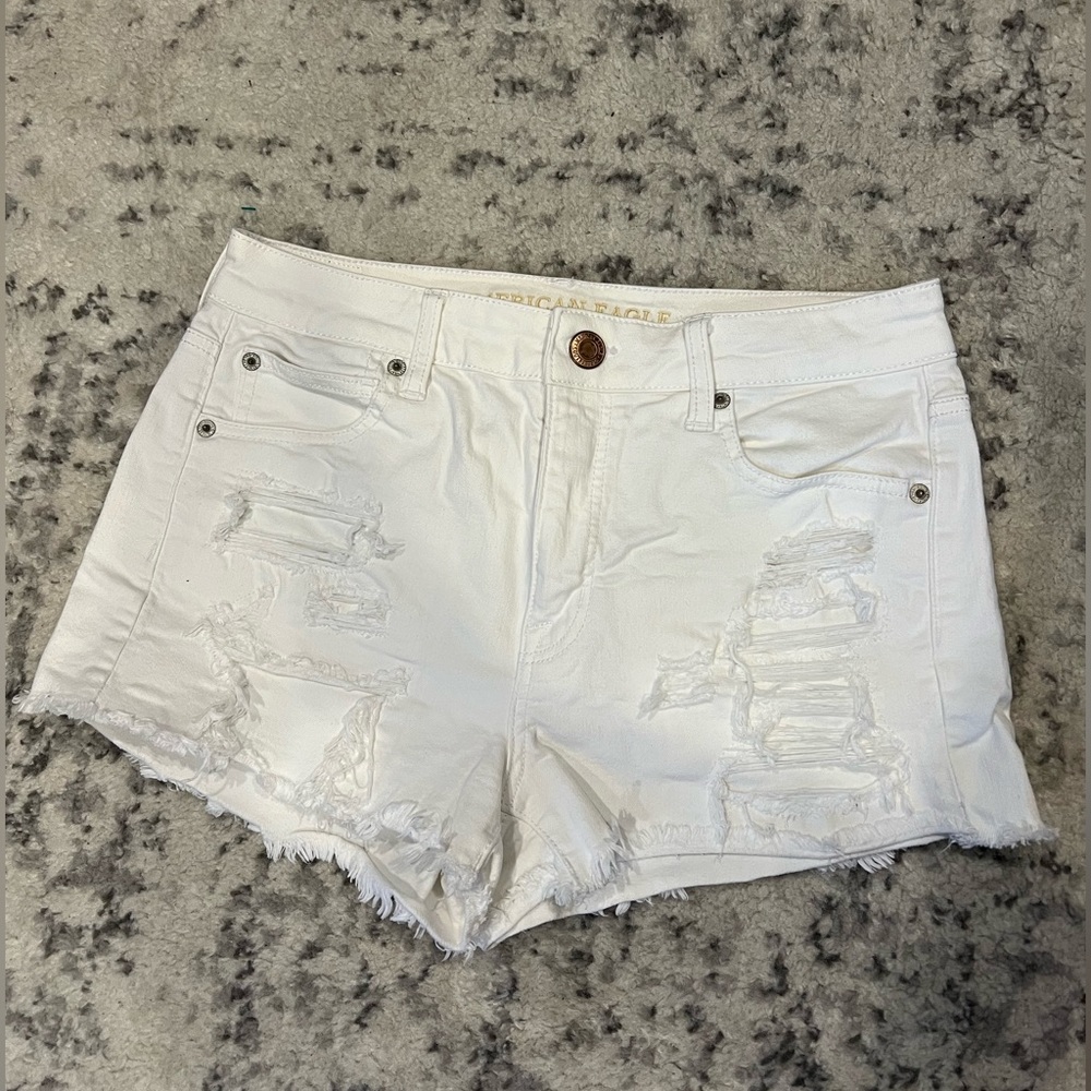 American eagle white distressed shorts